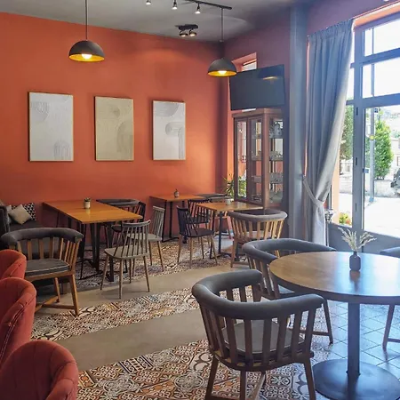 Hotel Melina - *