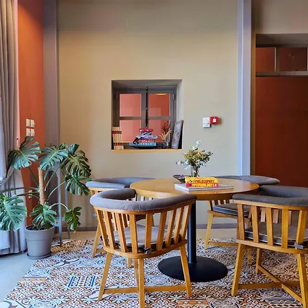 Melina - Отель Polygyros